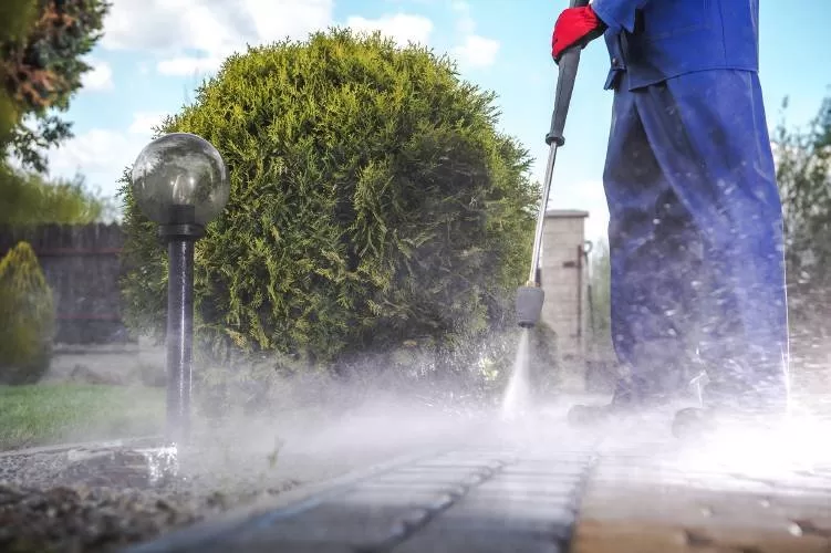 Pressure Washers Near Riverview Florida